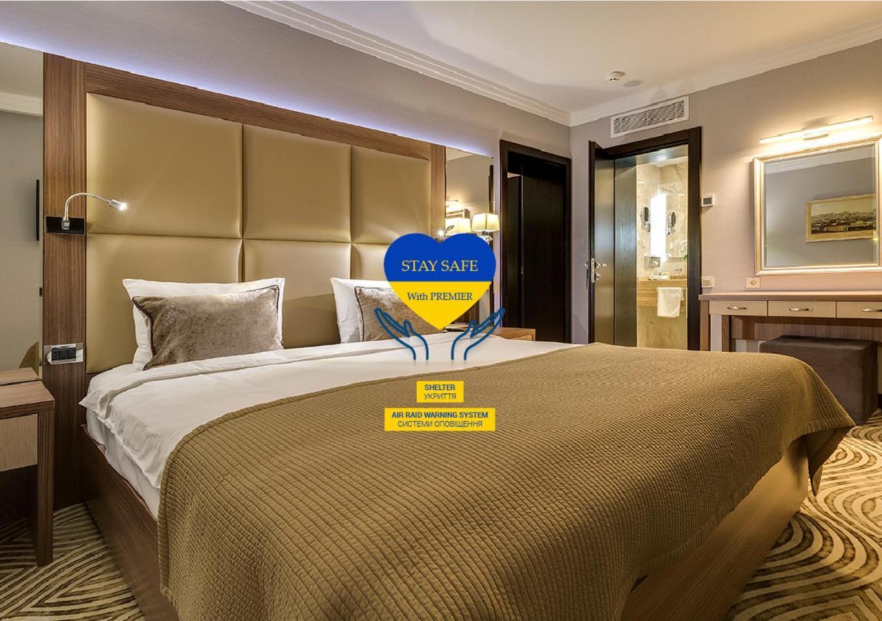 Premier Hotel Dnister Lviv Eksteriør bilde