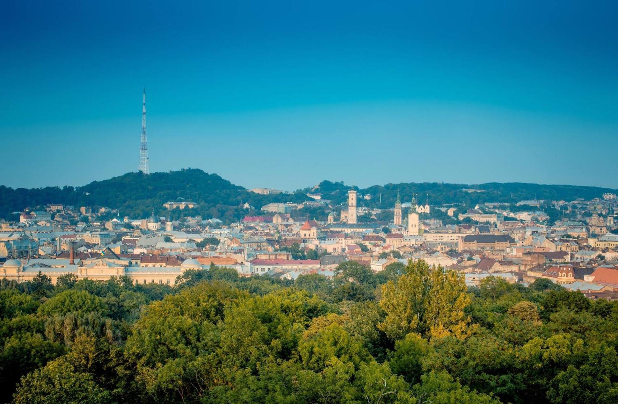 Premier Hotel Dnister Lviv Eksteriør bilde