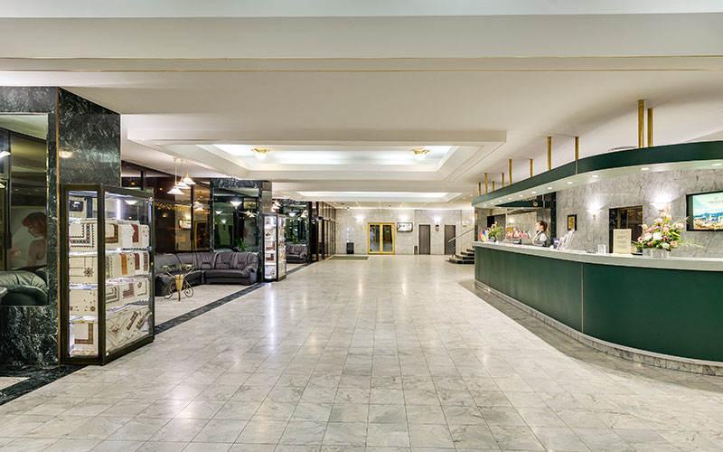 Premier Hotel Dnister Lviv Eksteriør bilde