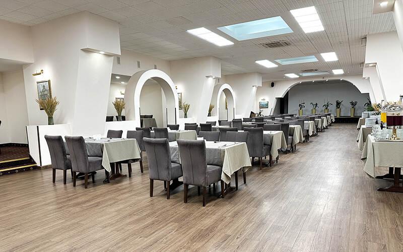 Premier Hotel Dnister Lviv Eksteriør bilde