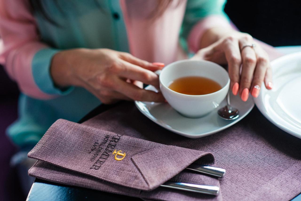 Premier Hotel Dnister Lviv Eksteriør bilde